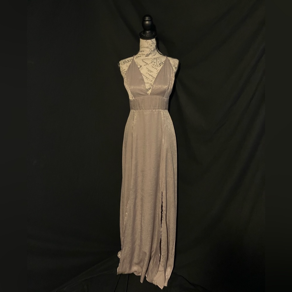 Long elegant evening dress by Hommage